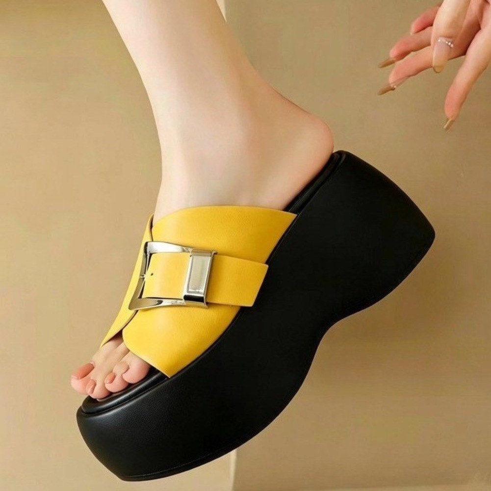 Vintage Fashion Wear - Sandal Wanita Model Platform Roman 2026,