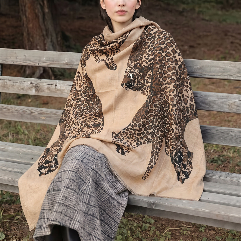 Hijab dan kerudung motif leopa - Vintage Fashion Wear ulasan dan harga