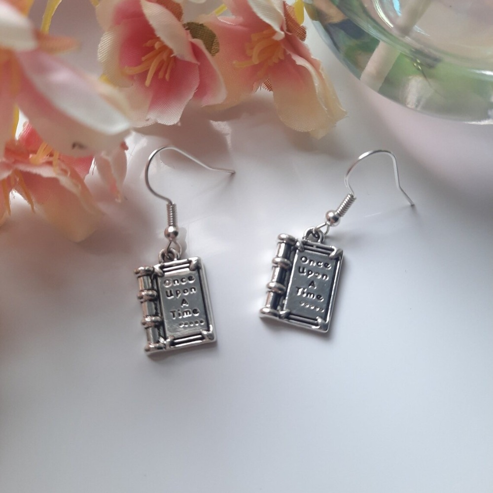 Anting-anting gantung berbentu - Vintage Fashion Coloring Book ulasan dan harga
