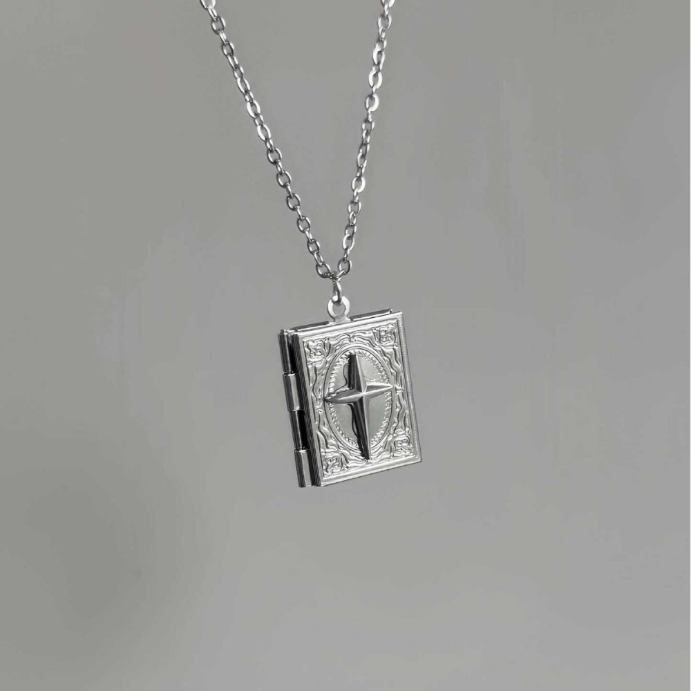 Kalung Liontin Kotak Foto Bent - Vintage Fashion Coloring Book ulasan dan harga